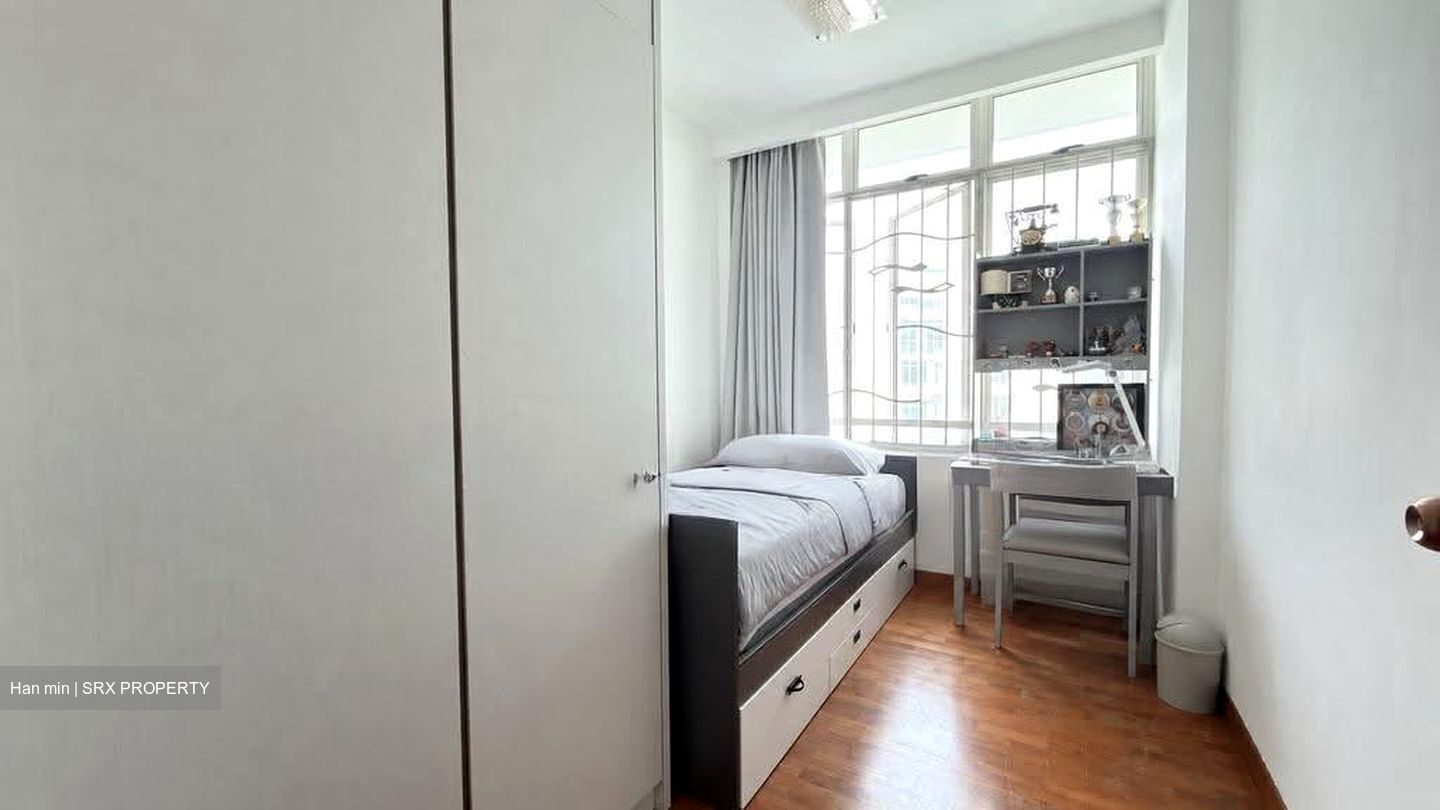 Compass Heights (D19), Apartment #629330171
